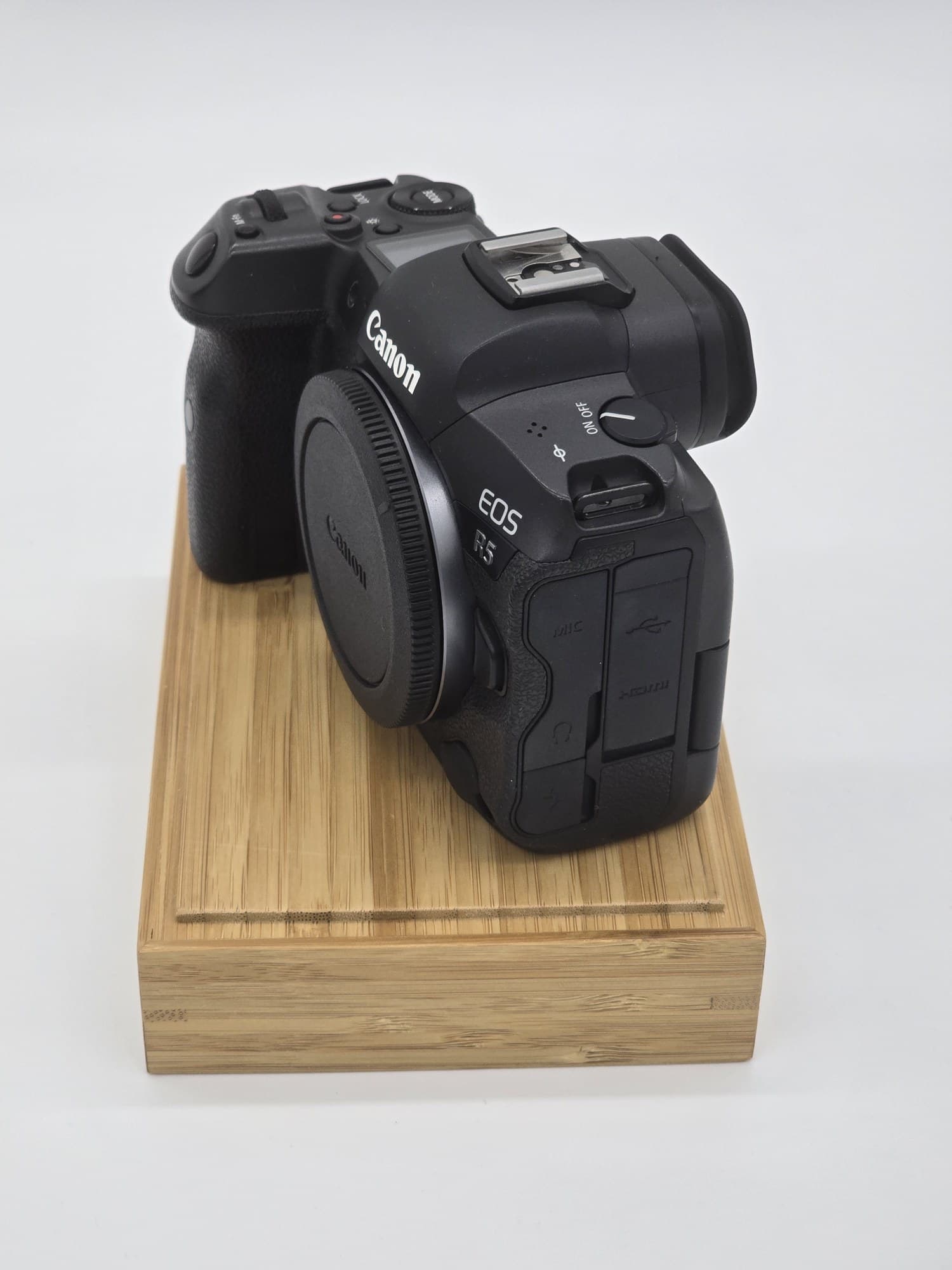 Canon EOS R5 fotka 2