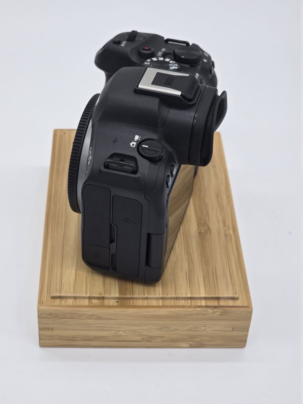 Canon EOS R6 Mark II (bez krabice) fotka 3