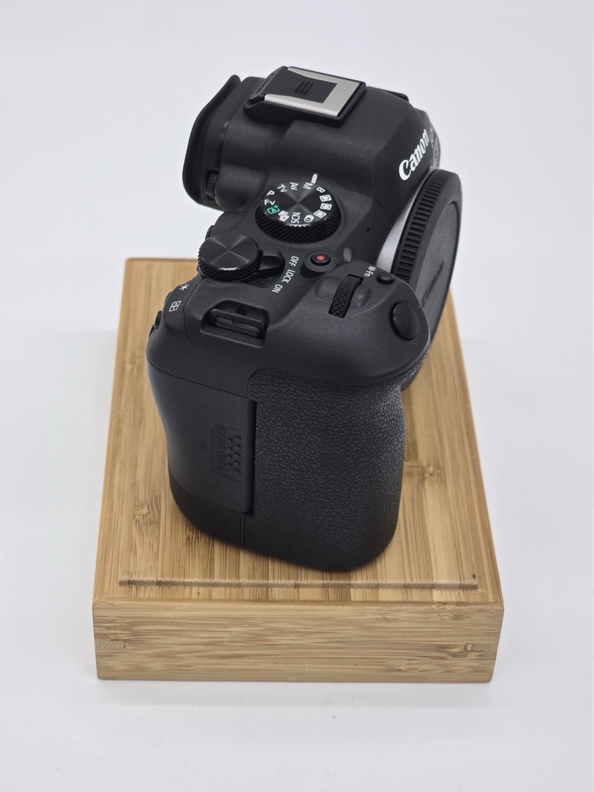 Canon EOS R6 Mark II (bez krabice) fotka 4