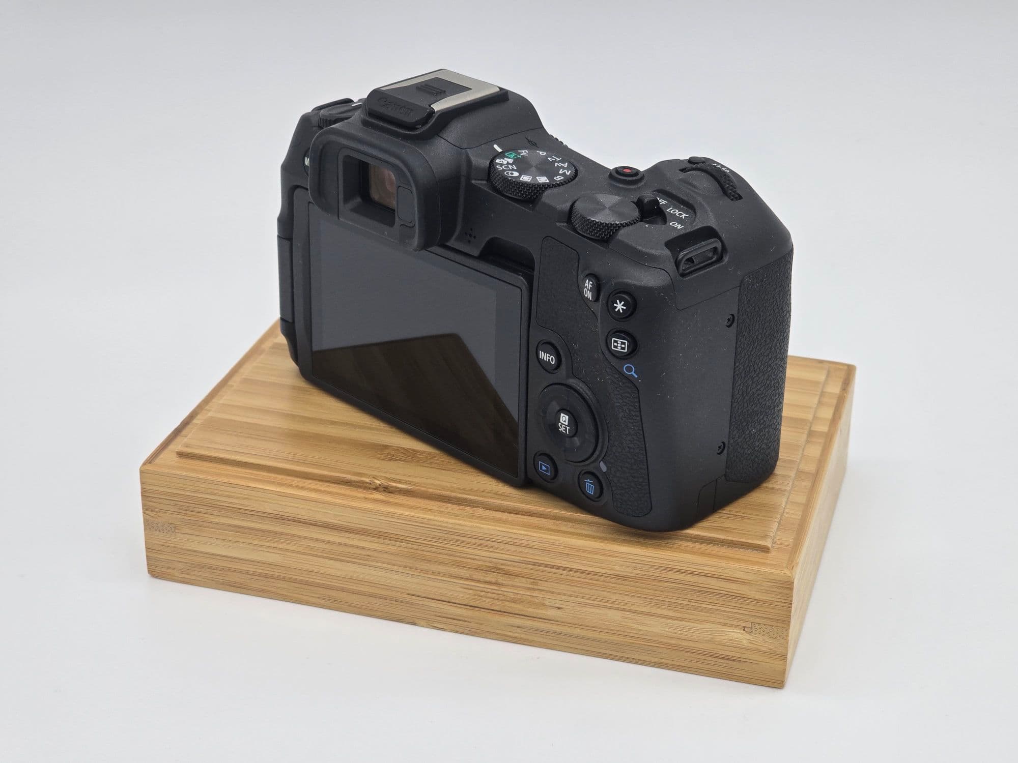 Canon EOS R8 fotka 2