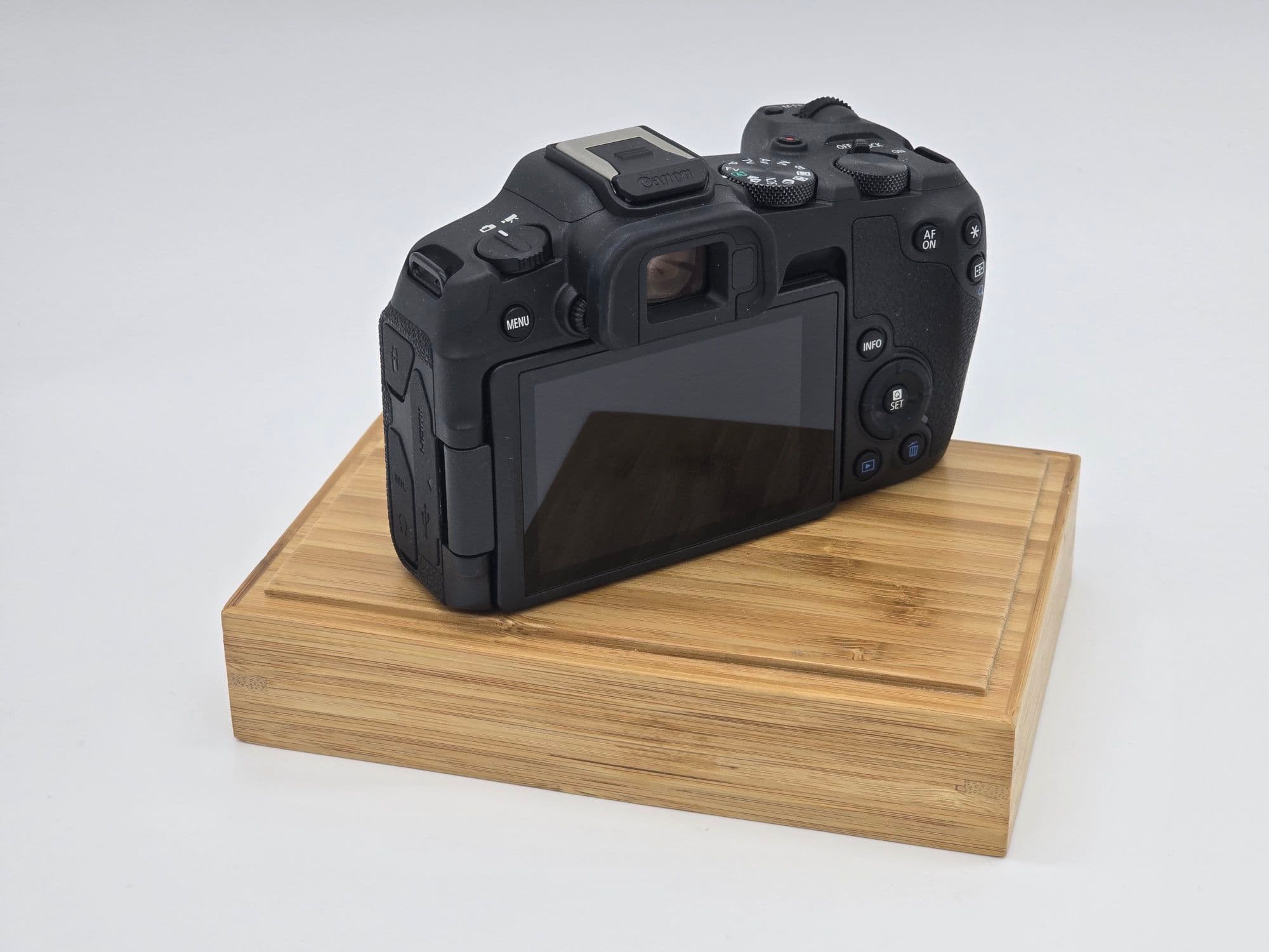 Canon EOS R8 fotka 3