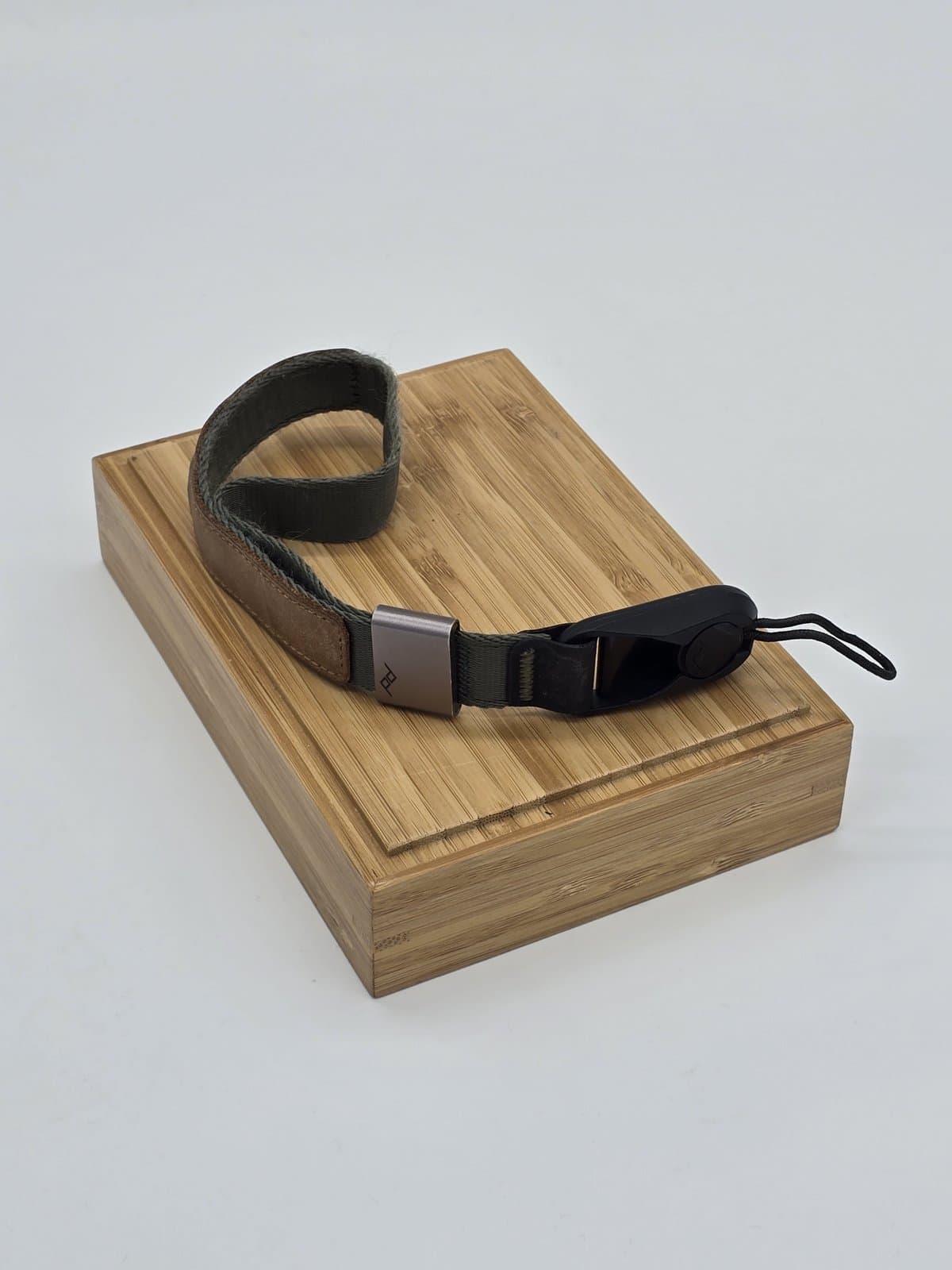 Peak Design Cuff poutko na zápěstí (Sage)
