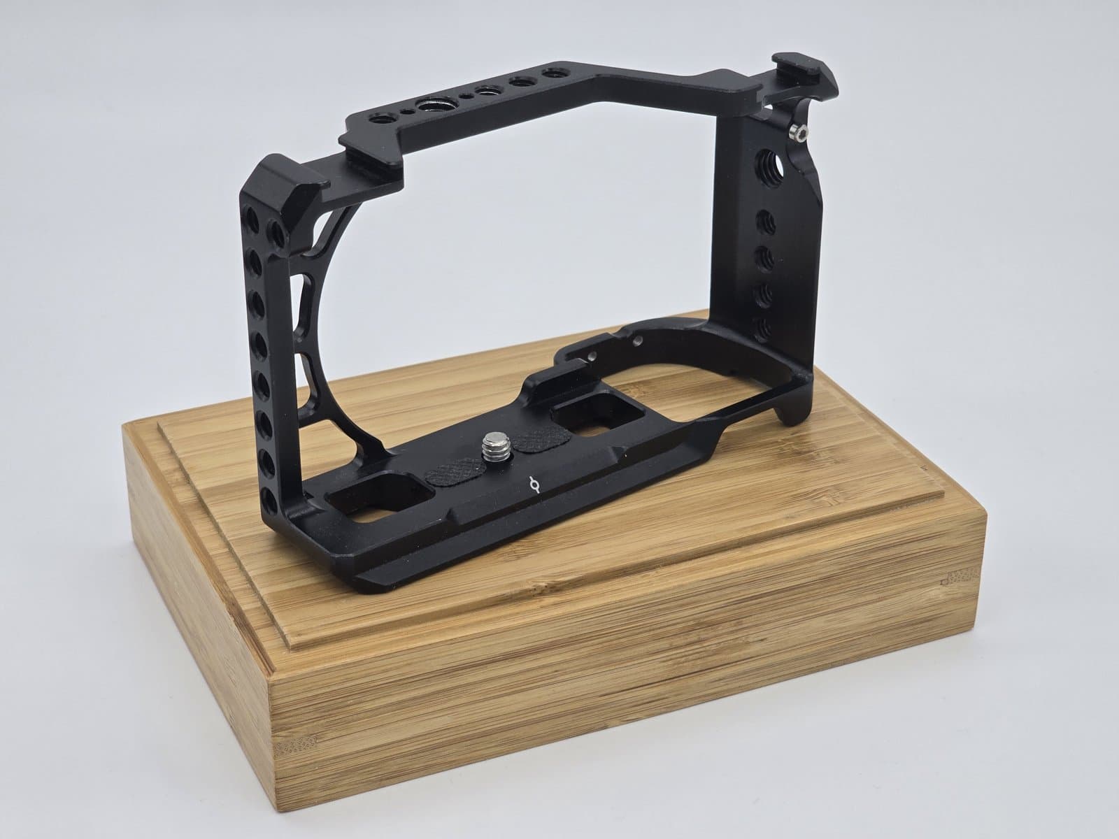 SmallRig 2310 klec pro Sony A6100 / A6300 / A6400 / A6500 fotka 2