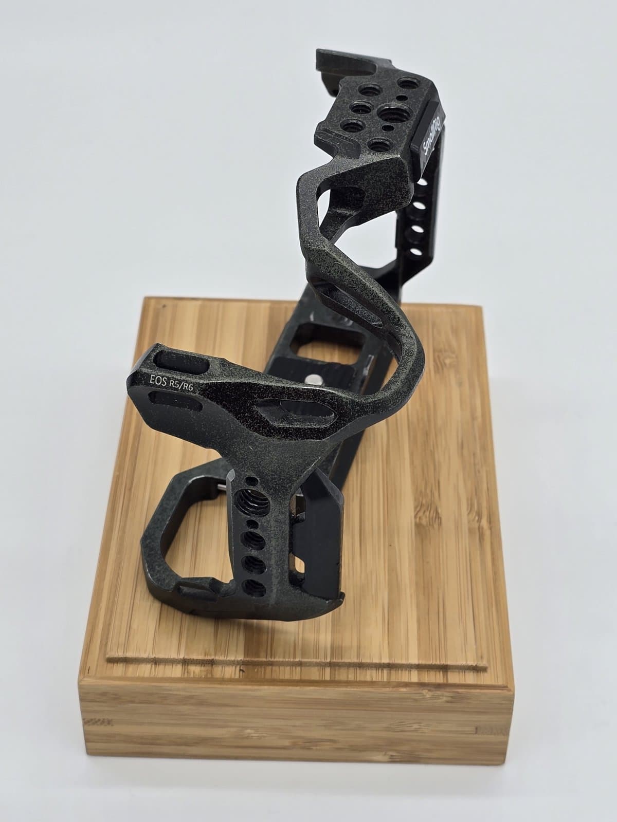 SmallRig klec pro Canon EOS R5 / R6