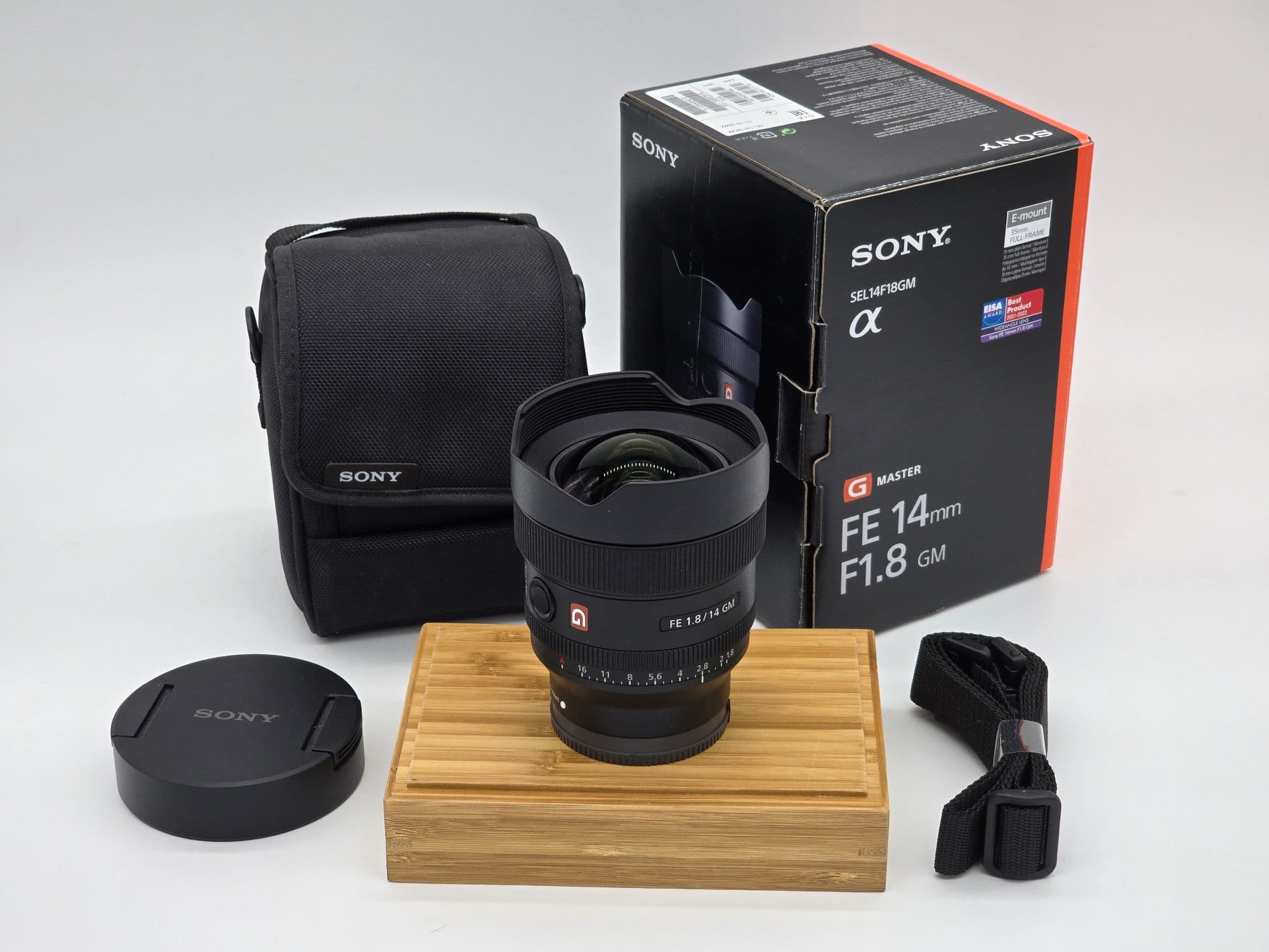 Sony FE 14mm f/1.8 GM