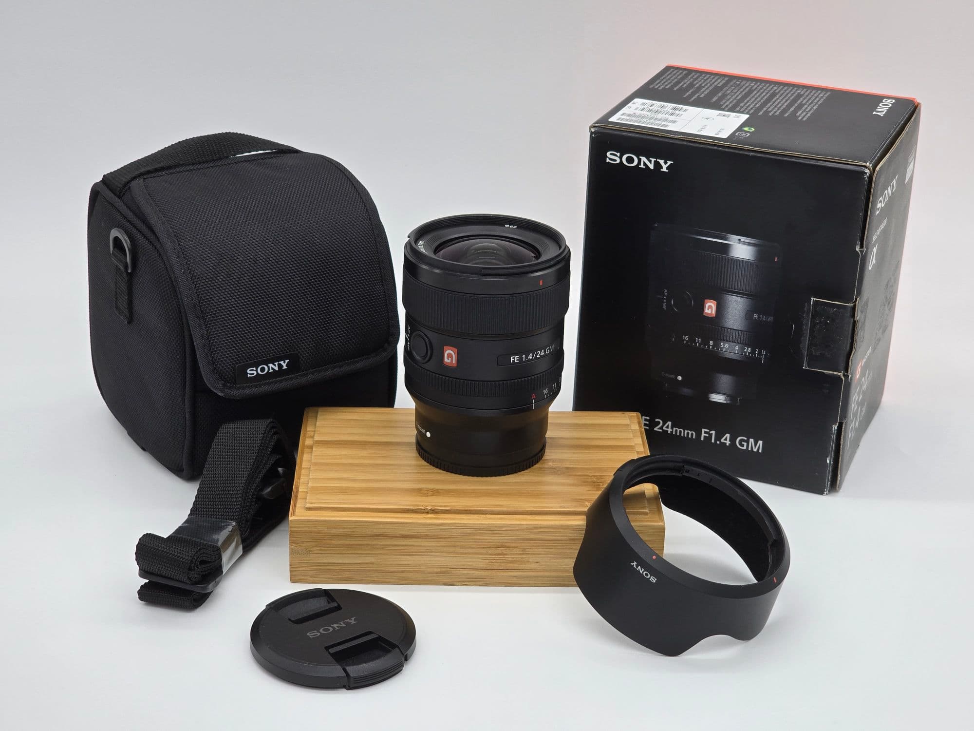 Sony FE 24mm f/1.4 GM