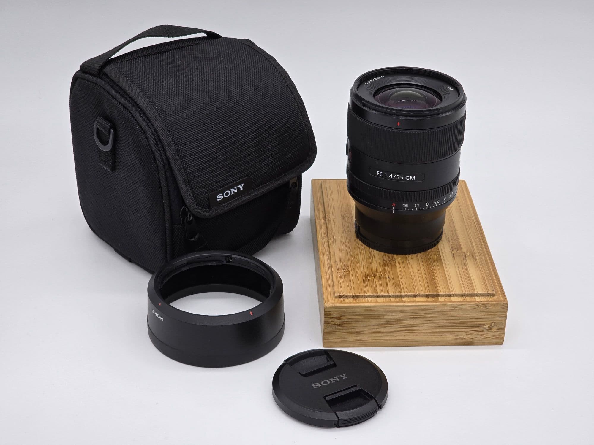 Sony FE 35mm f/1.4 GM